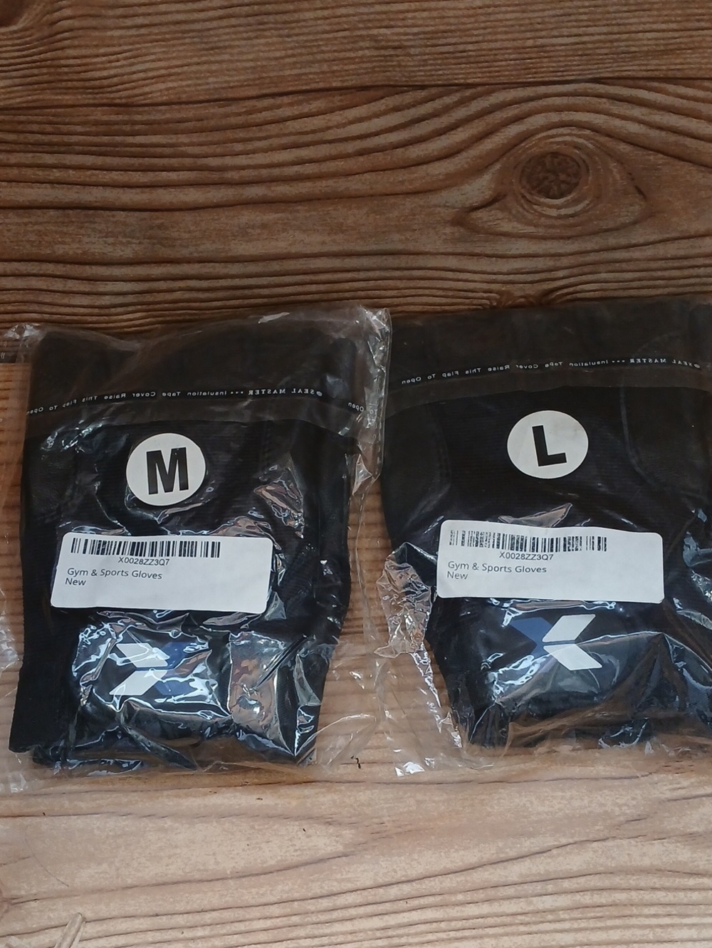 2 Pack GYM and Athletics  Unisex  Half Hand Gloves.